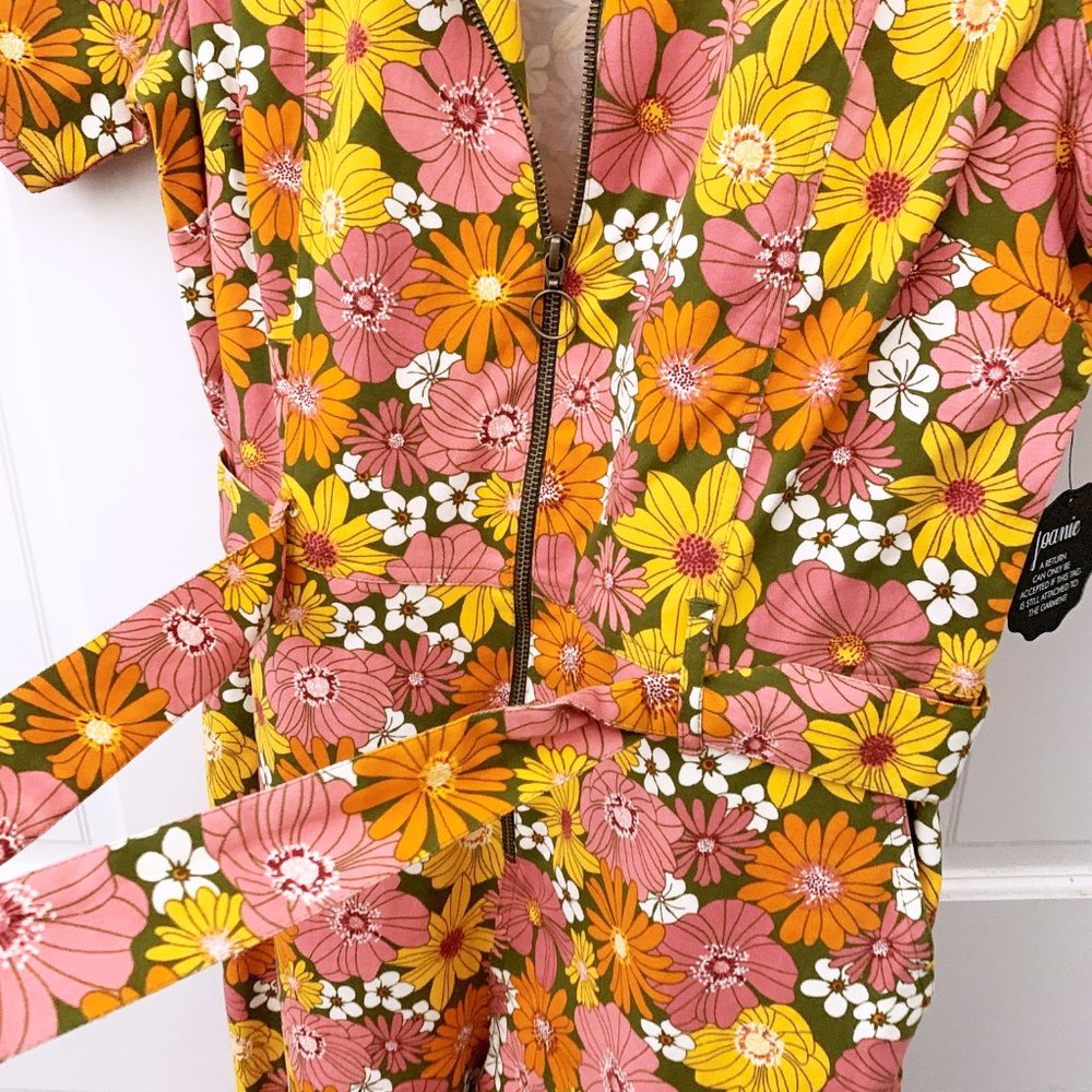 Joanie Floral Short Sleeve Jumpsuit - Picture 9 of 12